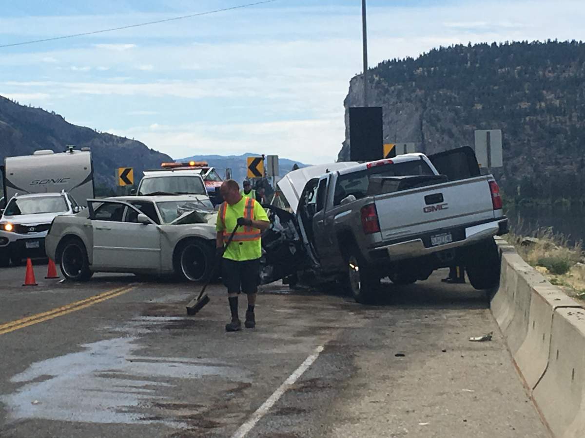 Head-on crash closes down Highway 97 in the south Okanagan - image
