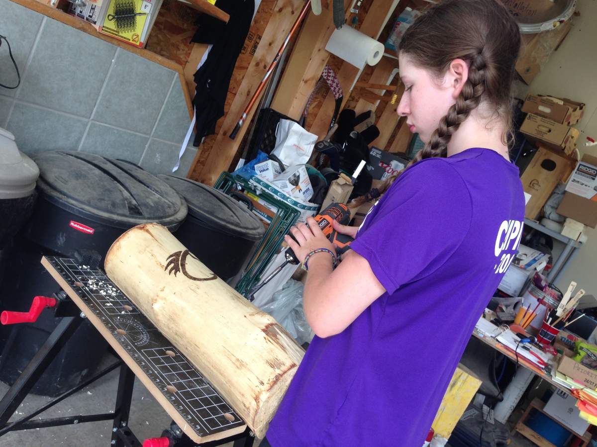 Caelyn Parker does custom designs on her Smoke Heads and sells them through her website.
