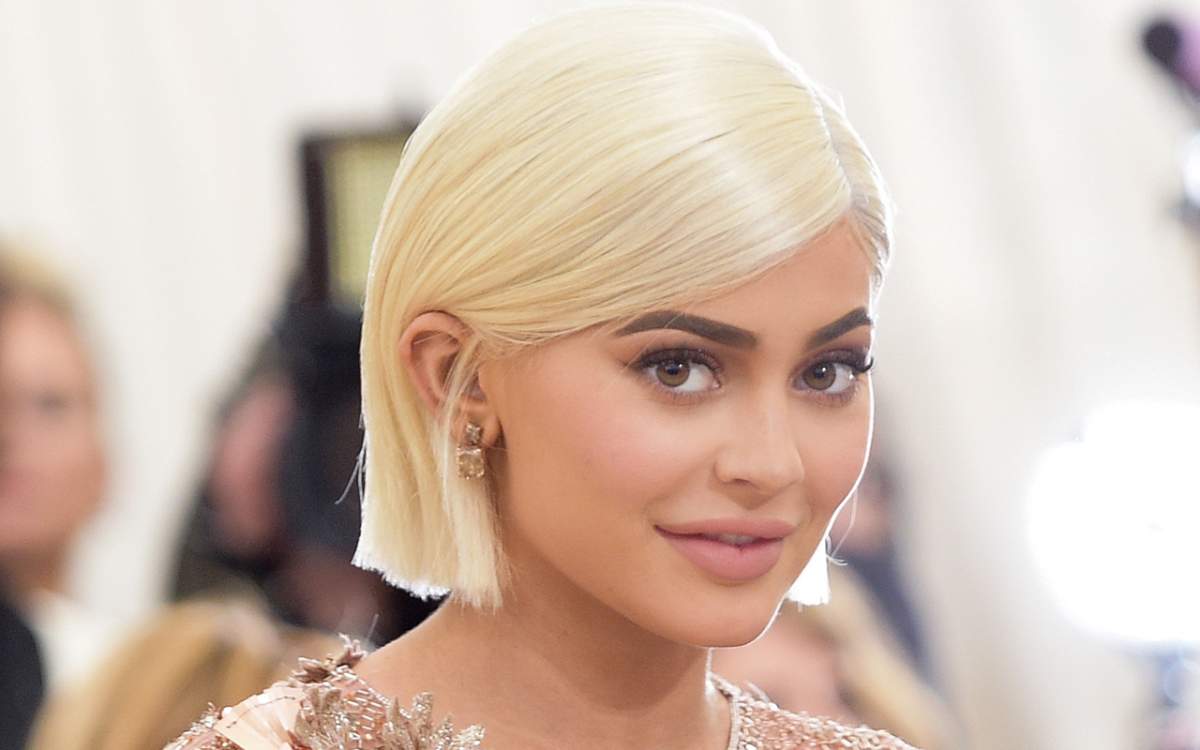 Kylie Jenner attends the "Rei Kawakubo/Comme des Garcons: Art Of The In-Between" Costume Institute Gala at Metropolitan Museum of Art on May 1, 2017 in New York City.