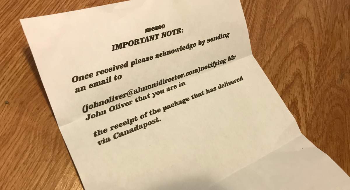 This note came with the cheque Maryse was asked to cash. In the days after she received the cheque, she began to get more frequent and aggressive messages from the alleged scammers.