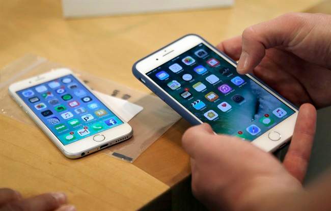 Police used smartphones, tablets, laptops and backpacks to tempt thieves in a series of stings in downtown coffee shops.