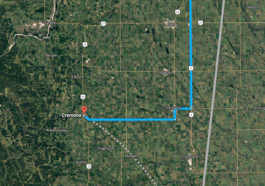 The workplace fatal happened at a hay plant east of Cremona, Alta. 