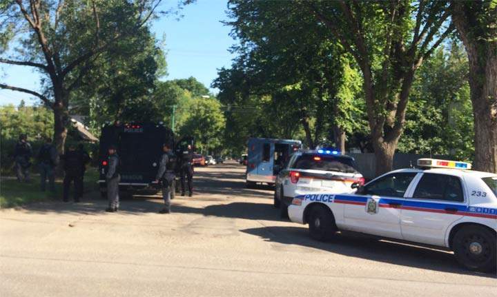 Police have a 26-year-old man, who was barricaded inside a Saskatoon house for five hours, in custody.