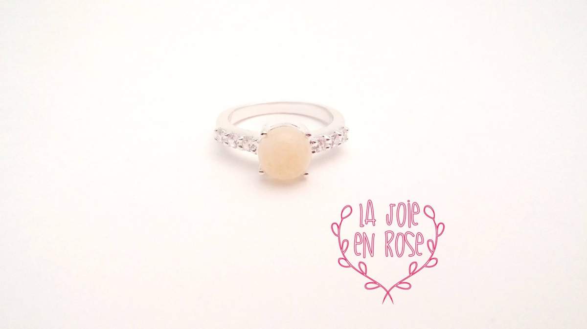 Karine Lajoie turns breast milk into unique pieces of jewelry.