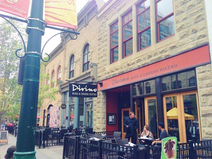 Divino wine and cheese bar