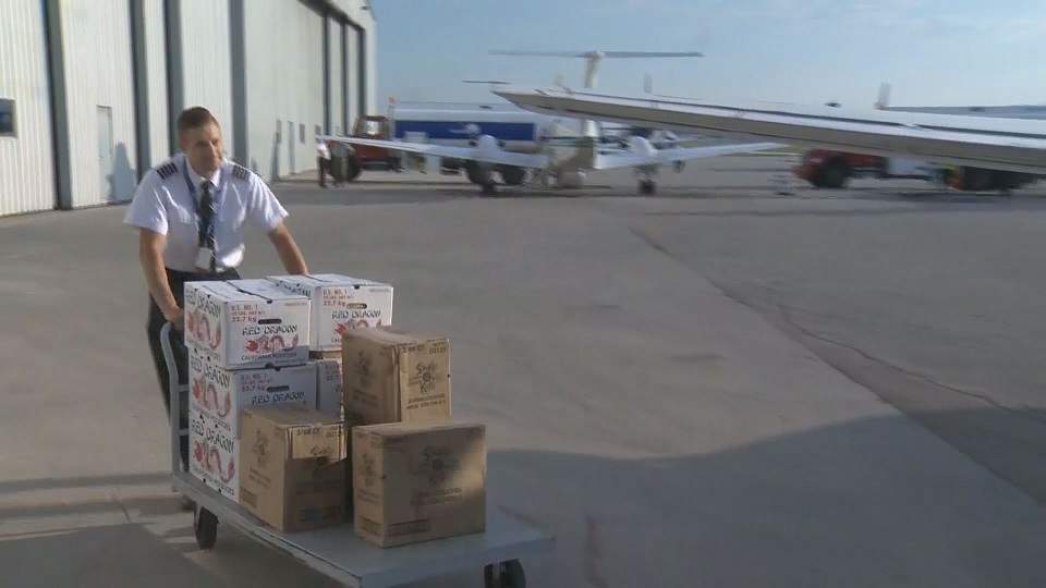The food bank flew out the supplies on the back of an aid trip to the northern community with the Manitoba Chamber of Commerce and the Association of Manitoba Municipalities, who were already heading north.