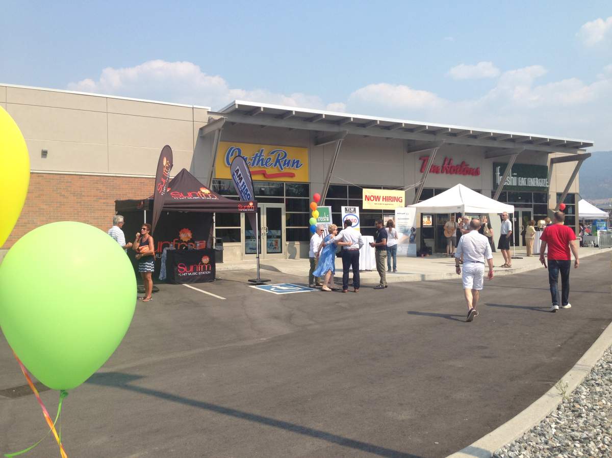 Airport Plaza in Kelowna is counting on soaring business - image