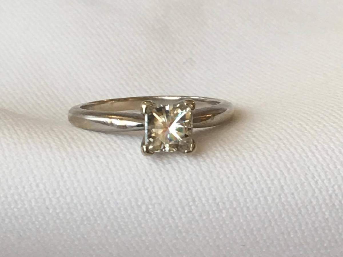Person of interest identified in diamond engagement ring heist - image