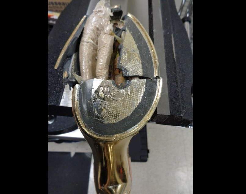 The CBSA says it has seized  800 grams of heroin concealed within five high heels in a shipment that arrived at a Hamilton airport. 