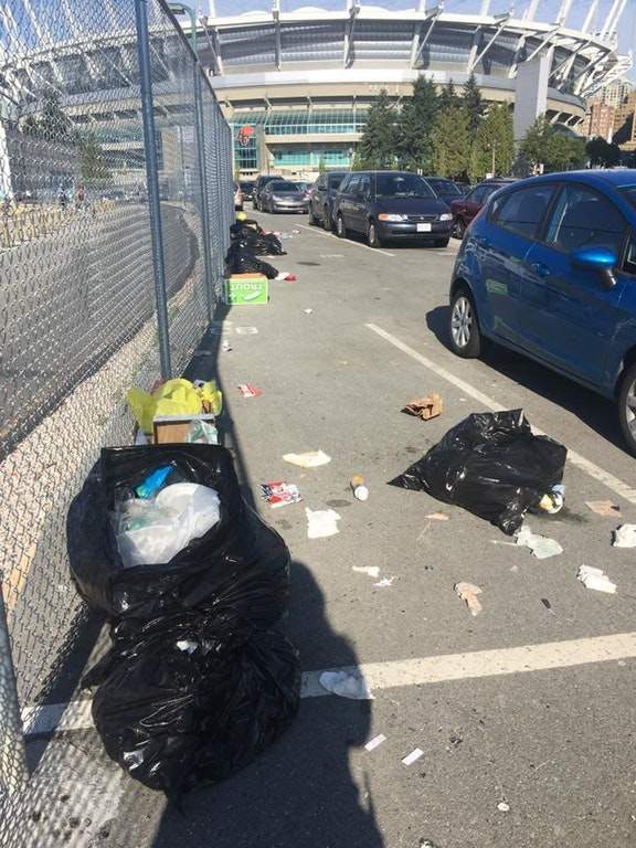 Metallica’s road crew is being accused of dumping its trash before pulling out of Vancouver.