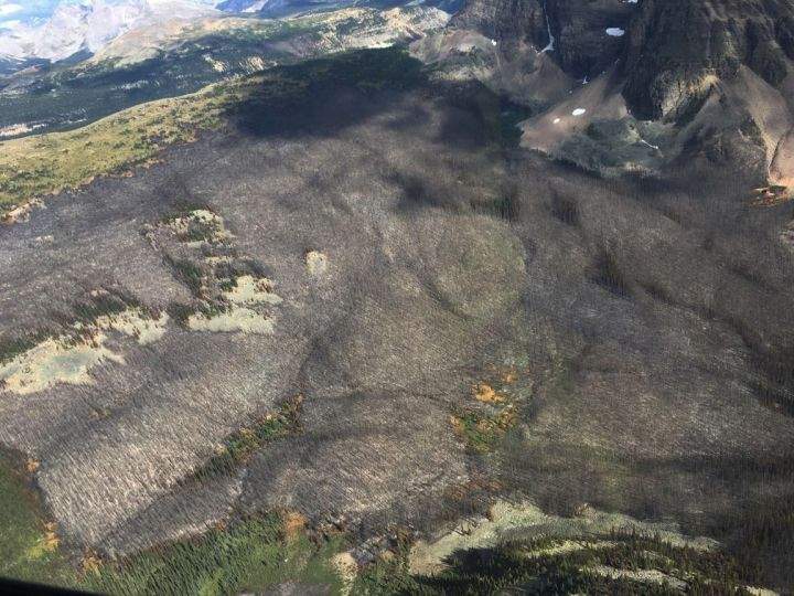 Verdant Creek fire Aug 5 aerial Parks Canada