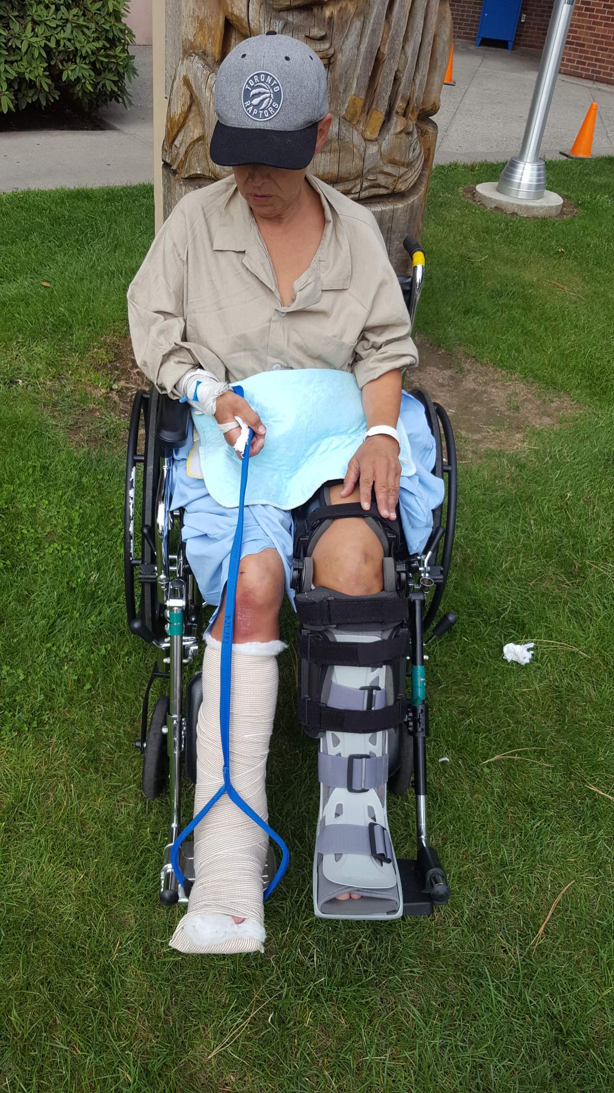 Investigation launched after woman says she was kicked out of Chilliwack hospital - image