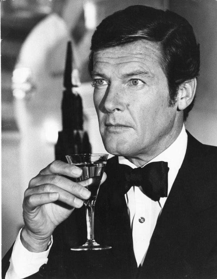 Celebrities we lost in 2017 - image