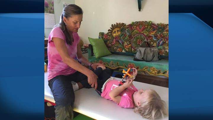 Air Canada launches internal investigation into treatment of Saskatoon toddler - image