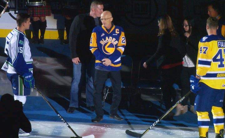 Bruce Gordon, a former member of the Saskatoon Blades and Saskatoon Police Service, has passed away.