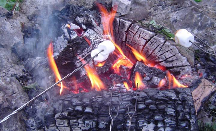 Regina Fire and Protective Services issued the fire ban for 5 p.m. today due to the dry conditions.