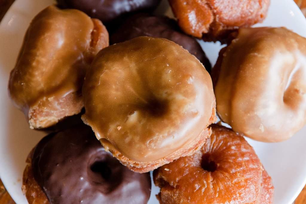 Neighbourhood Series: Honey’s Doughnuts in Deep Cove - image