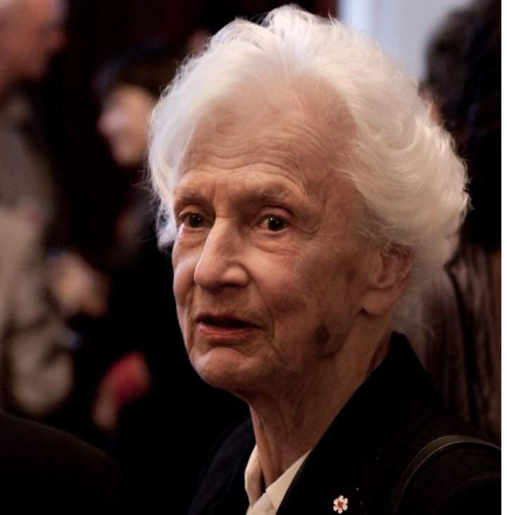 Gretta Chambers, a noted journalist and McGill
University's first female chancellor, has died at the age of 90. Saturday, Sep. 9, 2017.