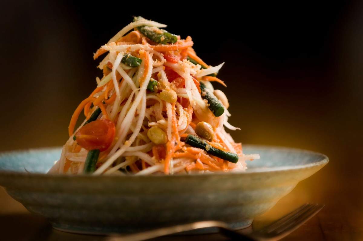 Foodie Friday: Green papaya salad - image
