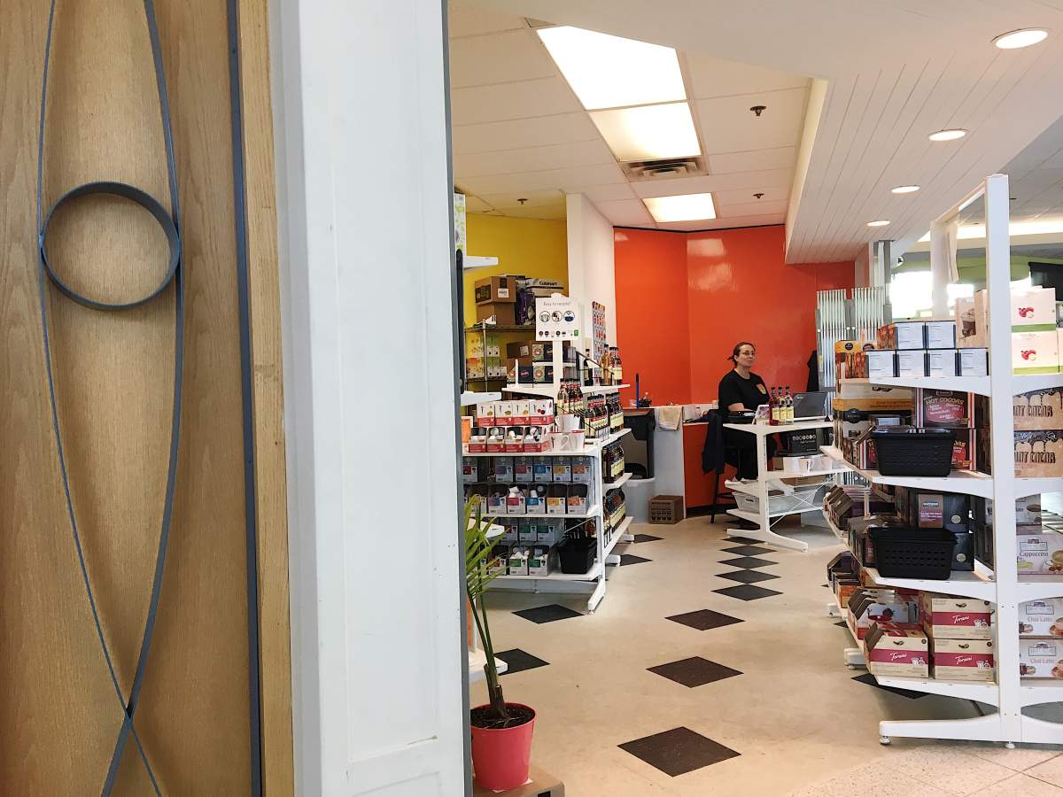 1 cup coffee club owner Shawnna Taylor reopens in Northland Village Mall