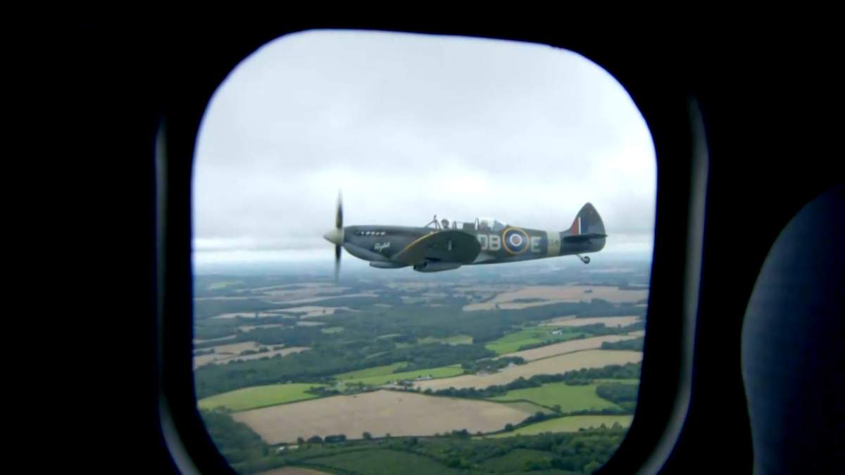 Spitfire NH341 flies once again.