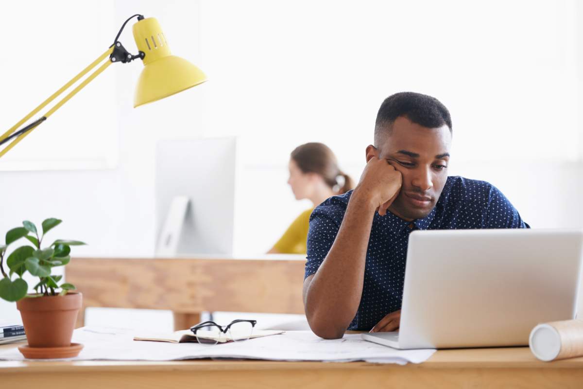 Showing up late to work is a bad habit employees need to break, experts say.