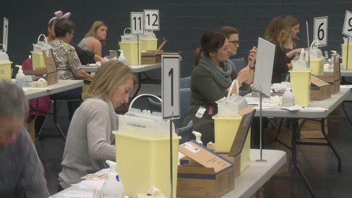 Flu shots now available in Saskatoon but not the nasal spray - image