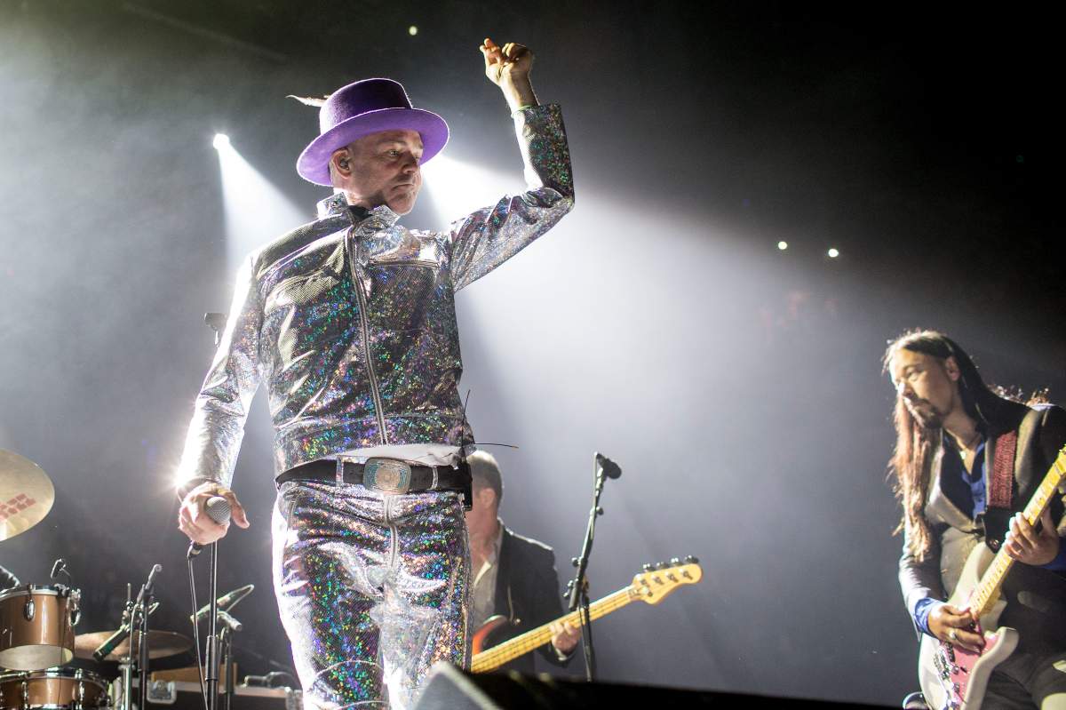 Gord Downie of The Tragically Hip performing at the Air Canada Centre in Toronto as part of the band’s Man Machine Poem tour. (Marcus Oleniuk/Toronto Star via Getty Images)
