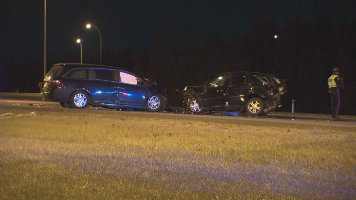 Woman dies in crash on Anthony Henday Drive at 109 Avenue. Saturday, Oct. 7, 2017.