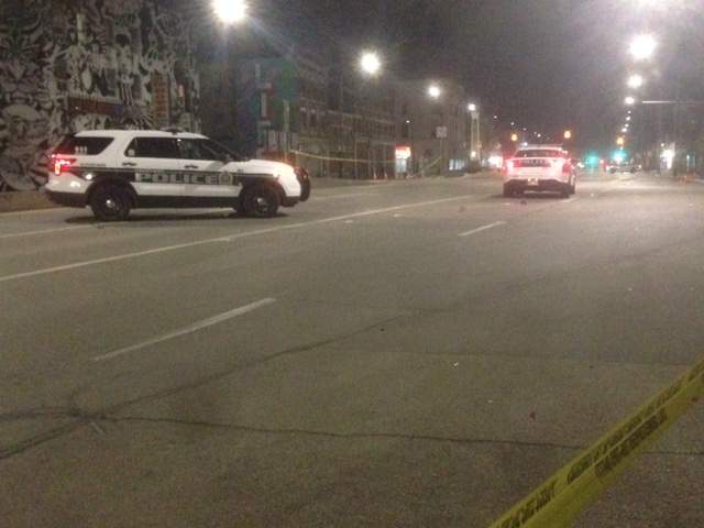 Off-duty police officer, Justin Holz, charged after car crash kills 23-year old Winnipeg man - image