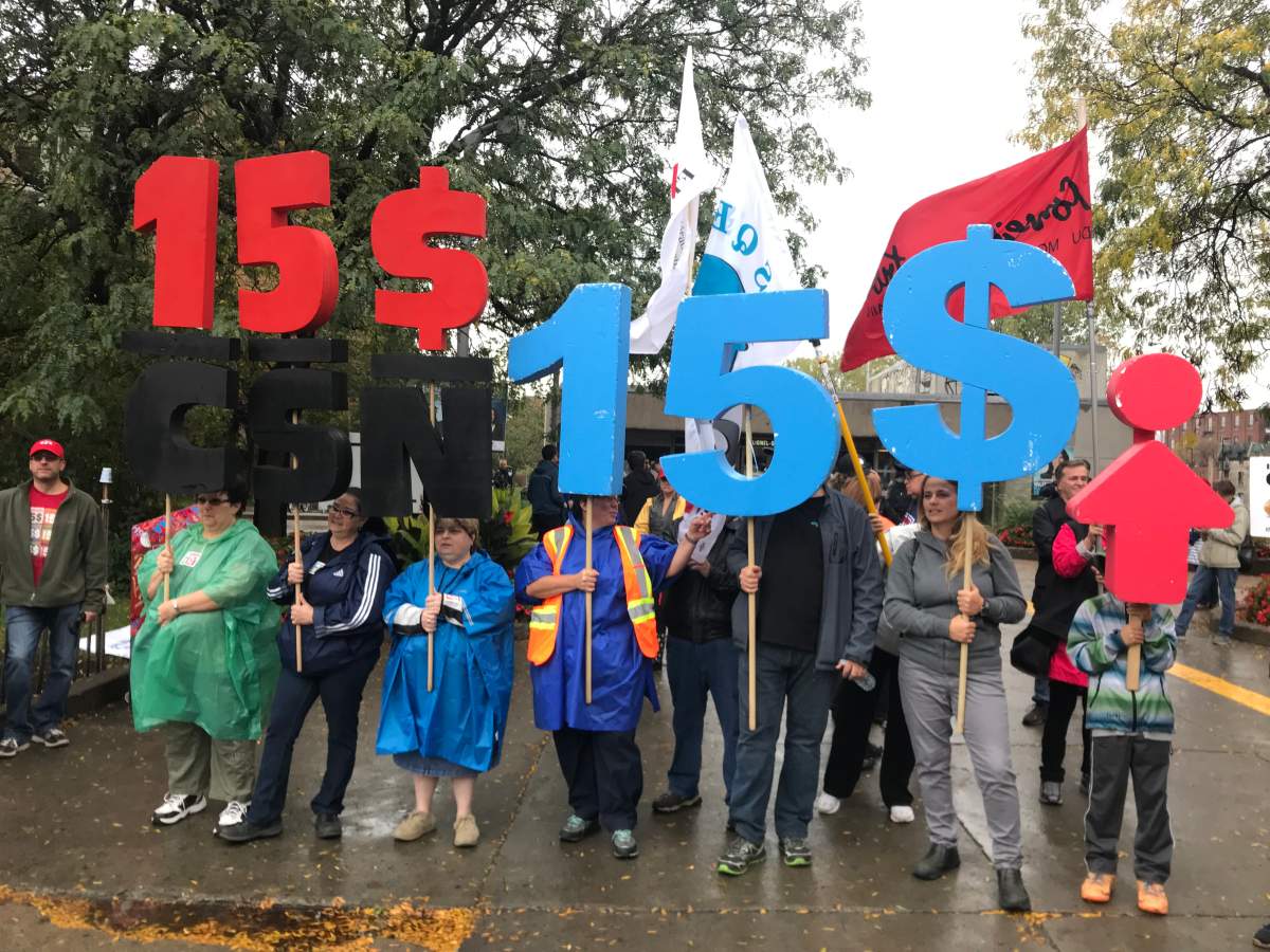 Protesters at Lionel Groulx metro on Sunday, October 15, 2017.
