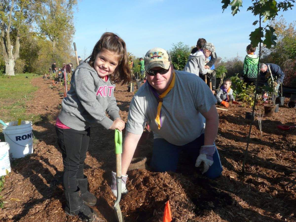 Planting Day Volunteers.