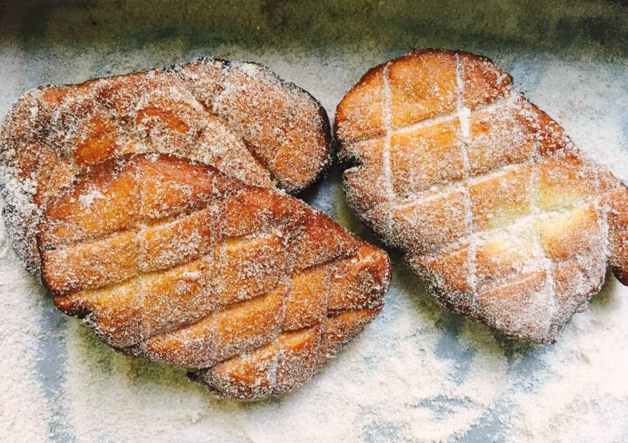 Julie Van Rosendaal's recipe for Canadian Semiaquatic
Rodent Posterior Doughnuts is seen here in an image from her website. 