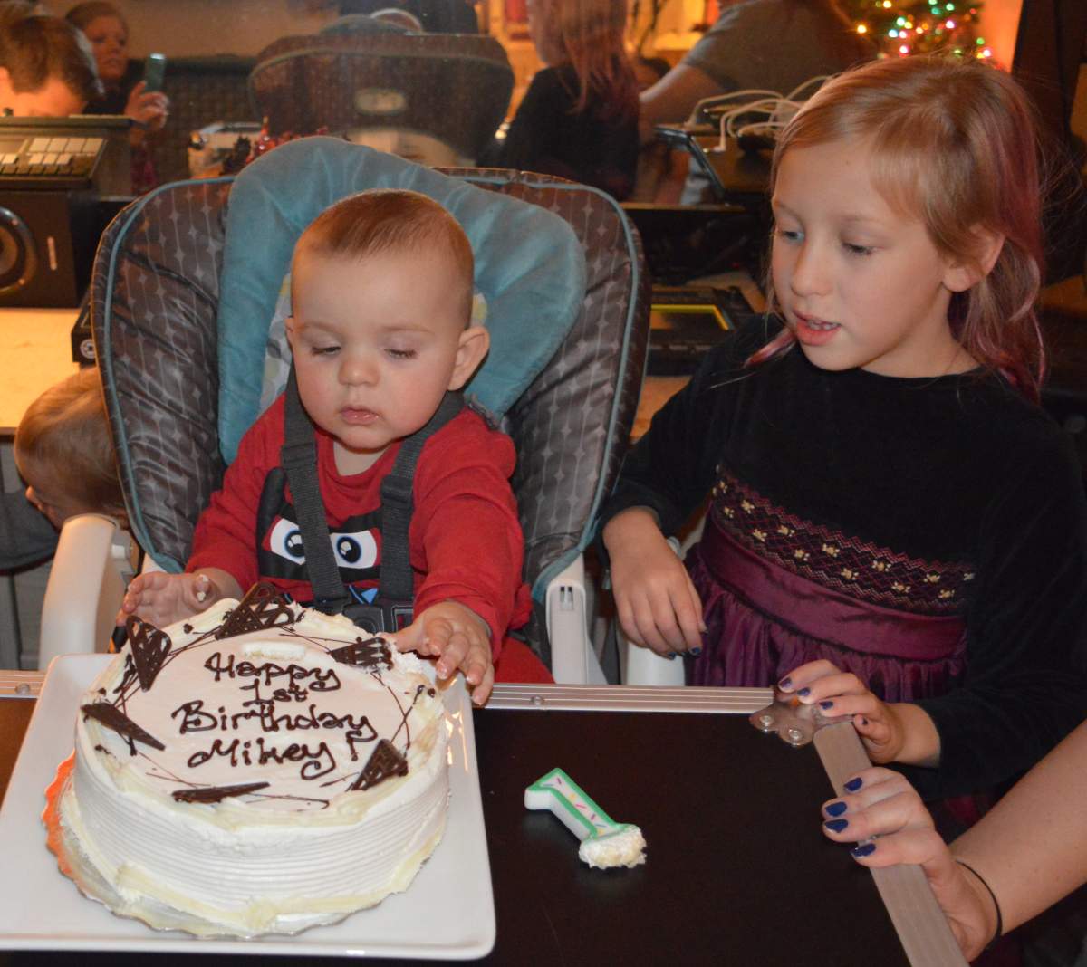 Laura’s son Mikey celebrating his firs birthday with his sister Lily in the living room of the family’s co-op in 2016. One week prior they had their home inspected for mould, but say their co-op and property manager took no action.
