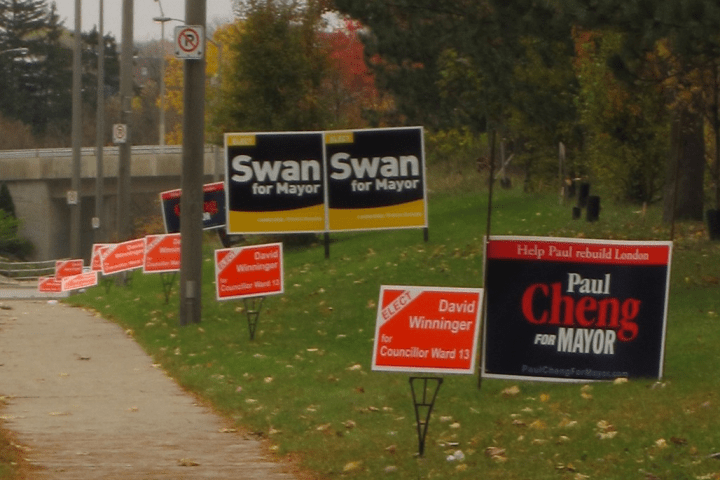 London city committee debates election sign bylaw (again) - image
