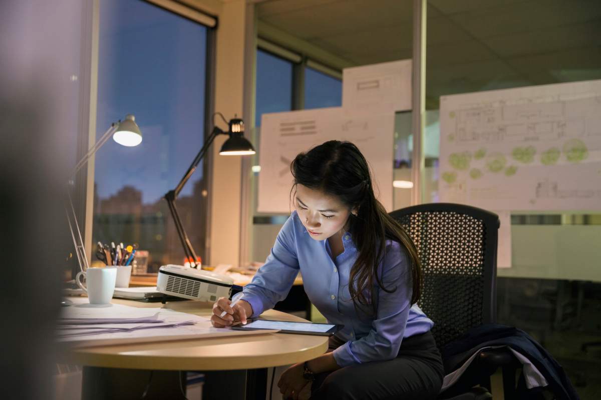 Career coach Fiona Bryan helps introverts navigate an office space. 