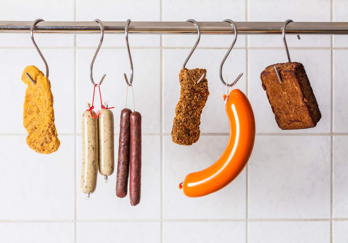 Vegan and vegetarian meat