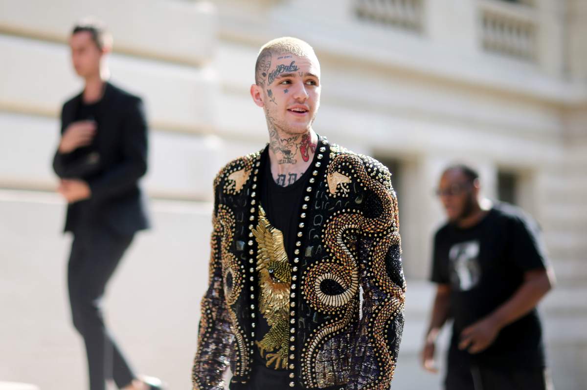 Celebrities we lost in 2017 - image