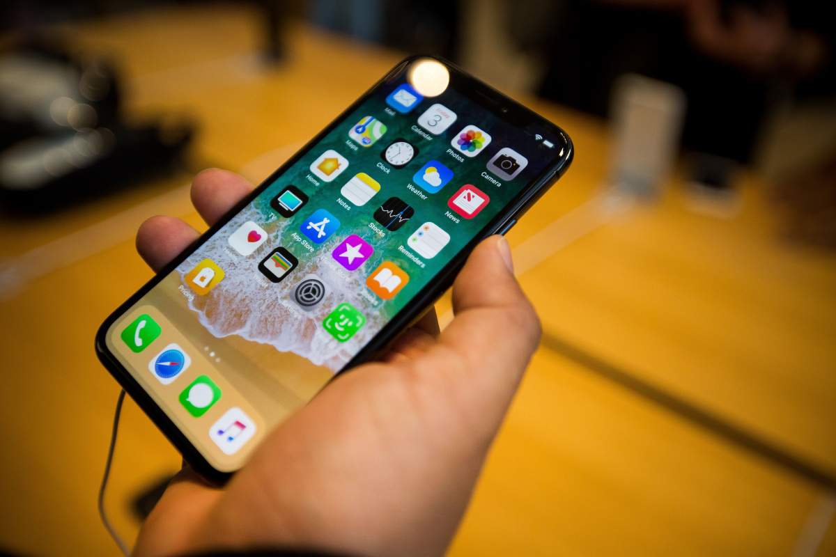 Wireless complaints are on the rise in Canada, with incorrect monthly bill charges being the number one grievance, according to a Canadian watchdog group.