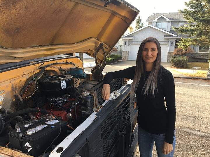 Misty Wind Shingoose's charity hair cut bus returned to her Calgary home.