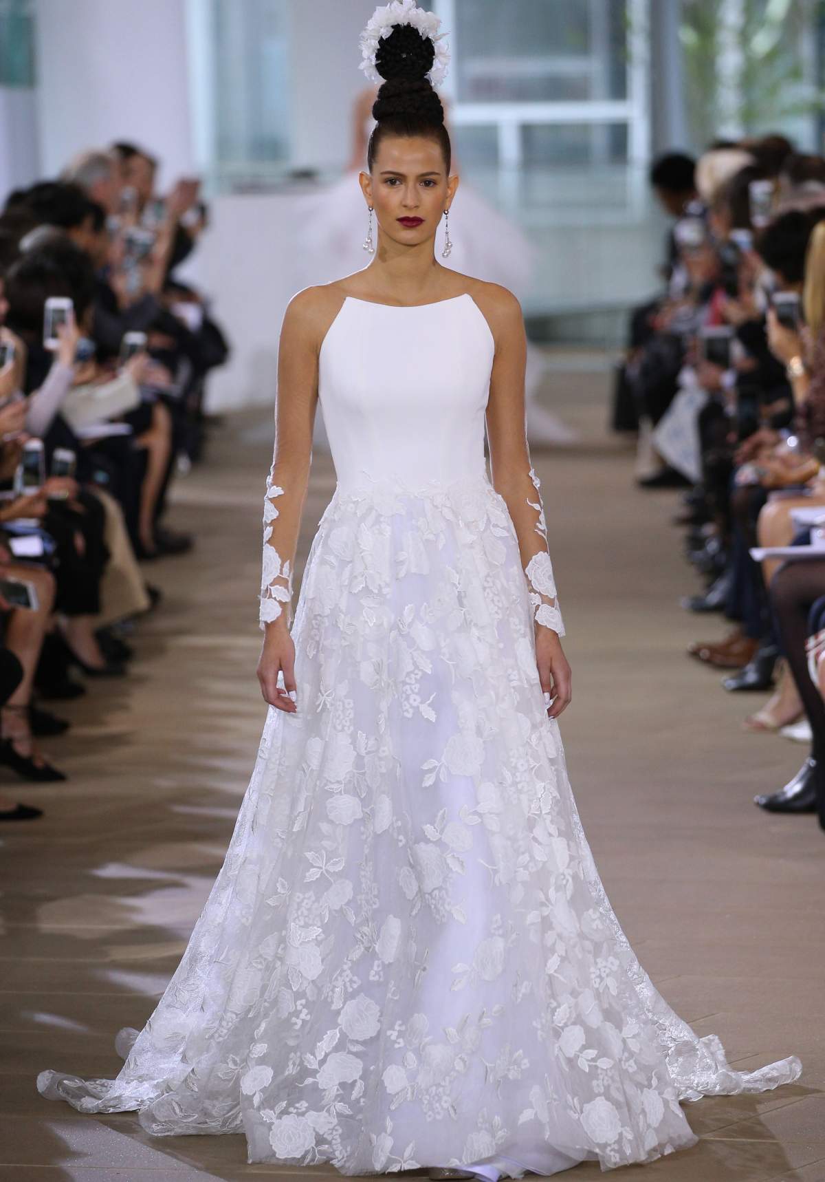 Meghan Markle wedding dress predictions: Will she push the royal style boundaries? - image