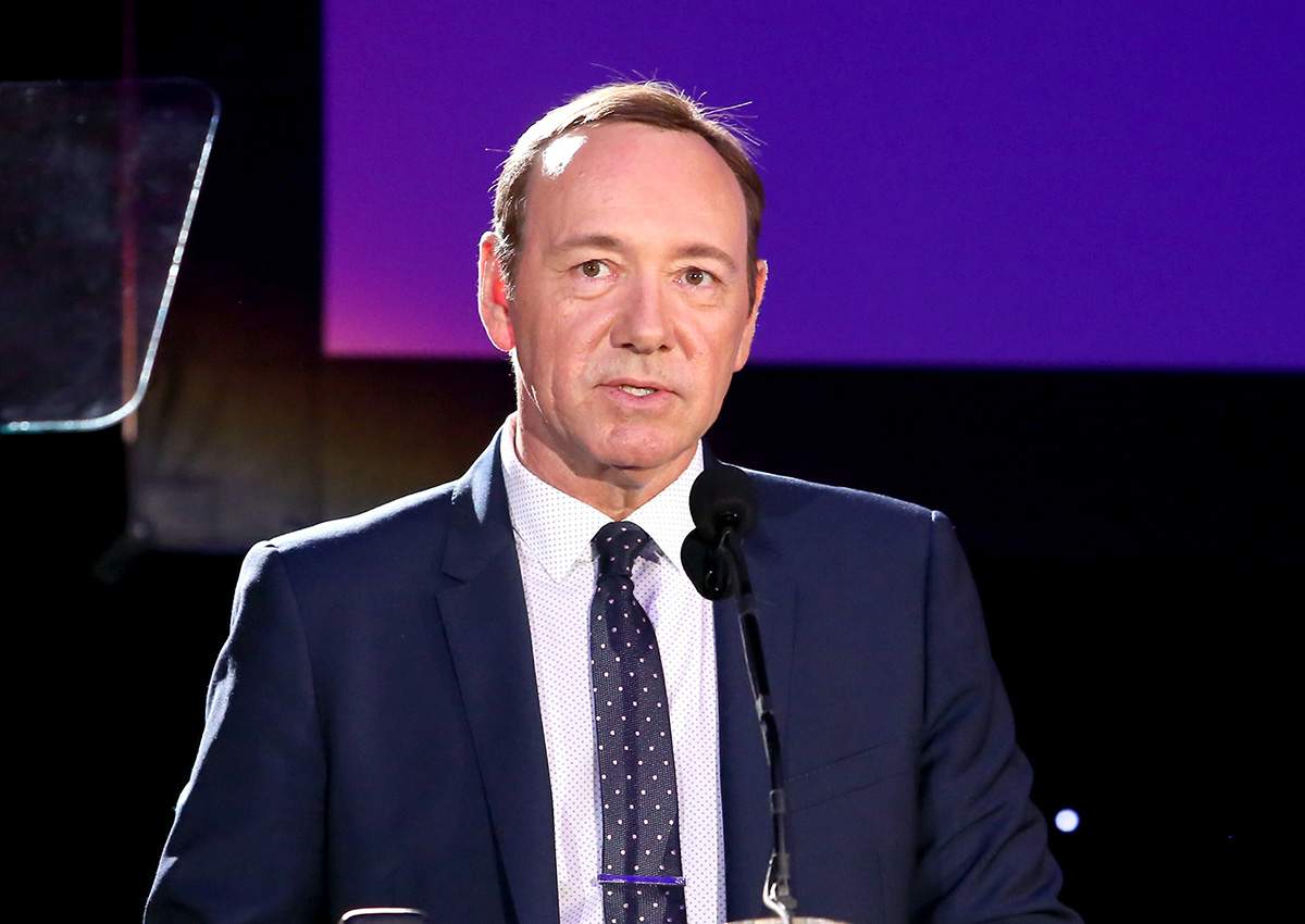  Honoree Kevin Spacey speaks onstage during the 4th Annual "Reel Stories, Real Lives", benefiting the Motion Picture & Television Fund at Milk Studios on April 25, 2015 in Hollywood, California.