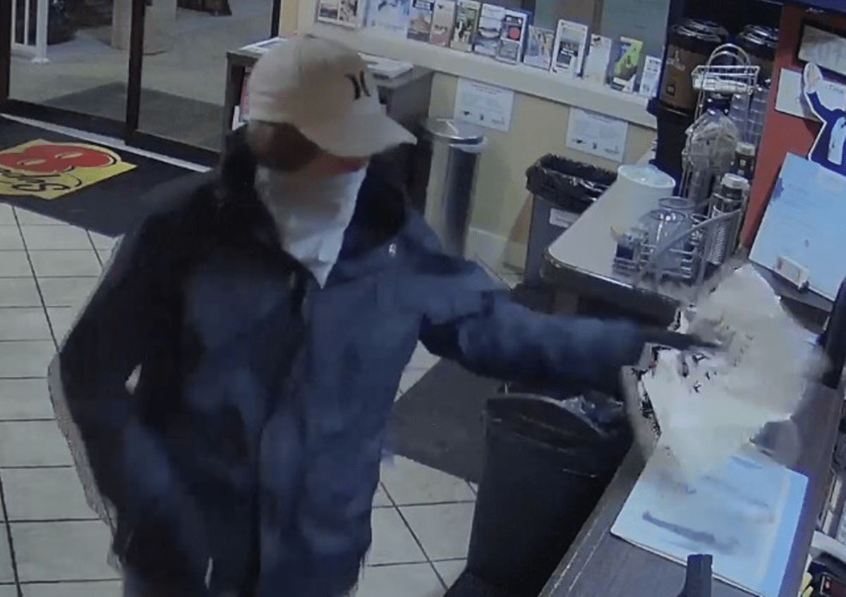 Kelowna RCMP seek armed robbery suspect - image