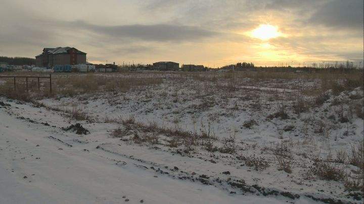 A teenage girl is dead and a teen boy is in hospital after they were discovered unconscious in a vehicle in Drayton Valley, Alta.