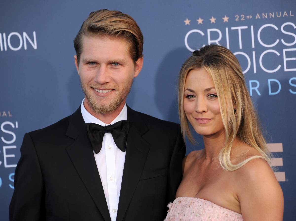 Actress Kaley Cuoco and Karl Cook arrive at The 22nd Annual Critics' Choice Awards at Barker Hangar on December 11, 2016 in Santa Monica, California.
