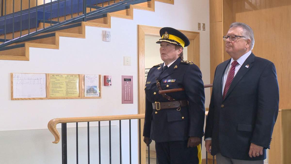 the federal government has awarded an $8.9 million contract to the University of Regina to conduct a study on the effects policing has on the mental health of RCMP officers. 