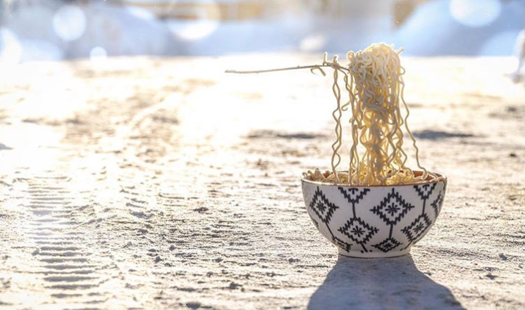 It's so cold in Manitoba that this bowl of noodles froze almost instantaneously, trapping the fork in mid air. 