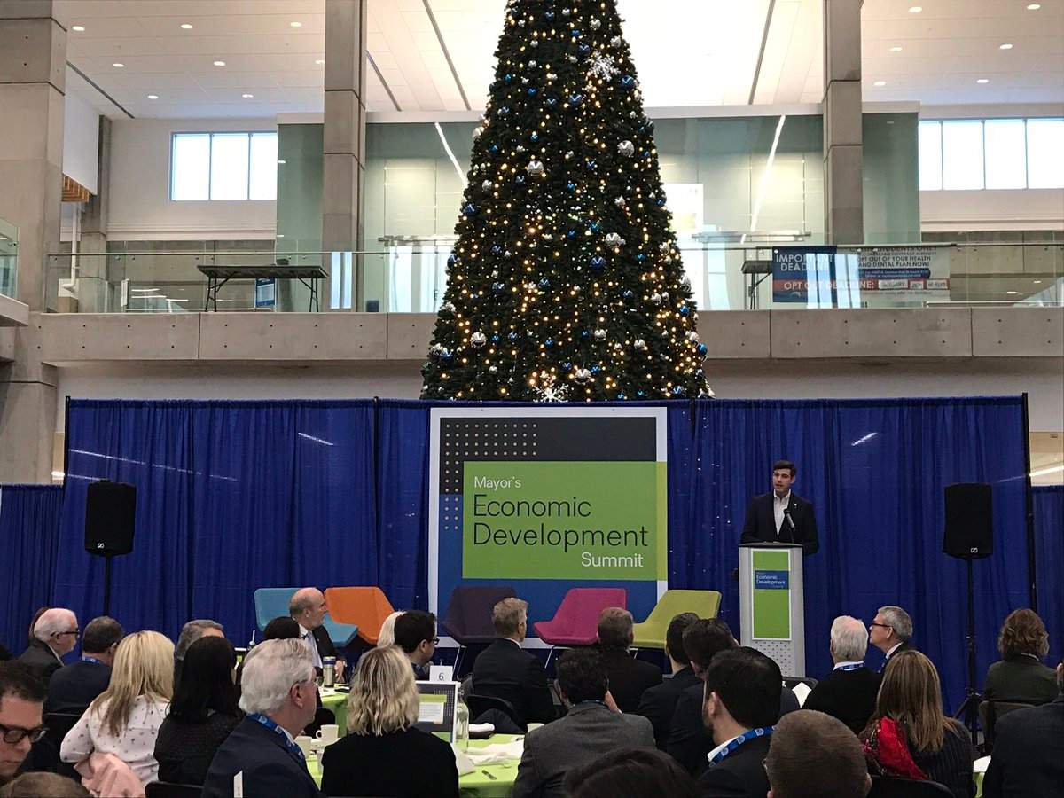 Mayor Don Iveson speaks at the Mayor's Economic Development Summit, Tuesday, Dec. 12, 2017. 