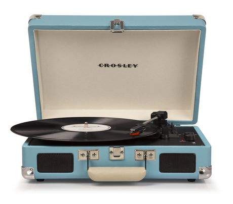 Last-minute holiday gift ideas for everyone in the family - image