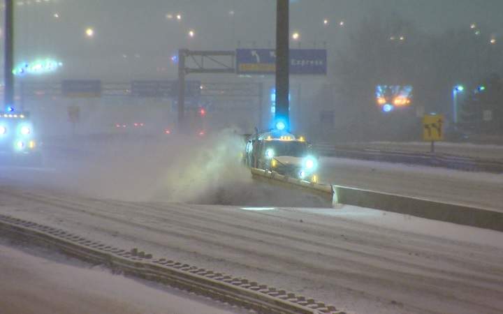 Saskatchewan launches annual snowplow safety campaign - image